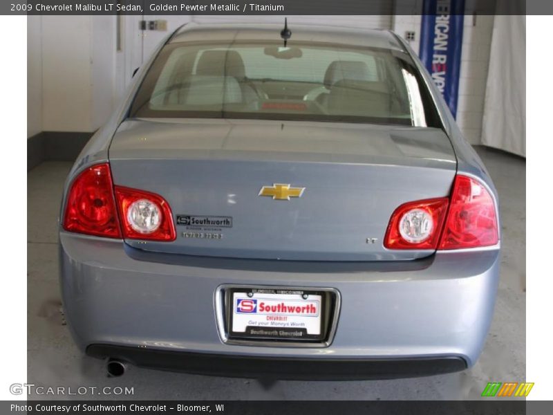 Golden Pewter Metallic / Titanium 2009 Chevrolet Malibu LT Sedan