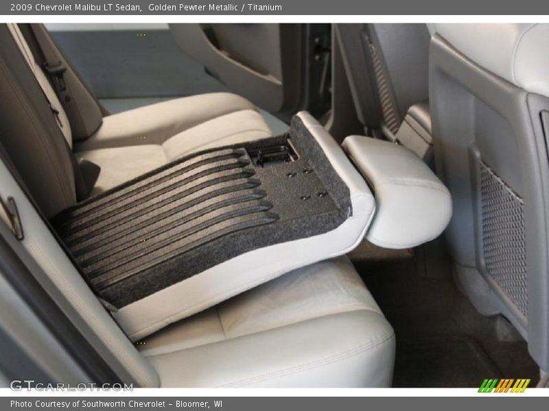 Golden Pewter Metallic / Titanium 2009 Chevrolet Malibu LT Sedan