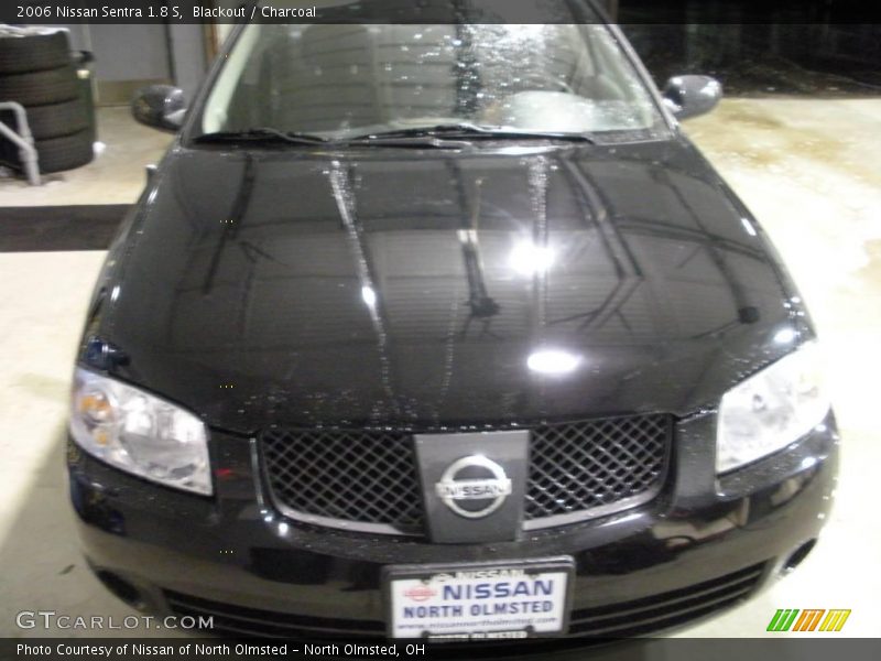 Blackout / Charcoal 2006 Nissan Sentra 1.8 S