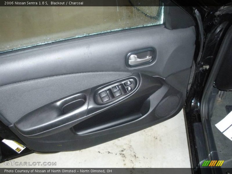 Blackout / Charcoal 2006 Nissan Sentra 1.8 S