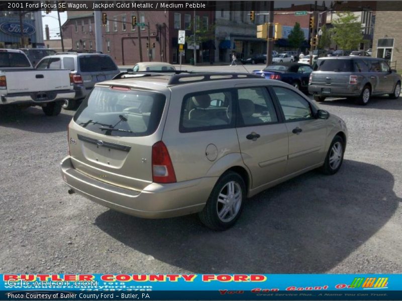 Jackpot Gold Metallic / Medium Pebble 2001 Ford Focus SE Wagon