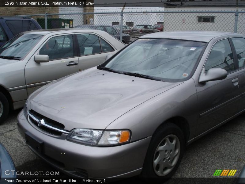 Platinum Metallic / Grey 1999 Nissan Altima GXE