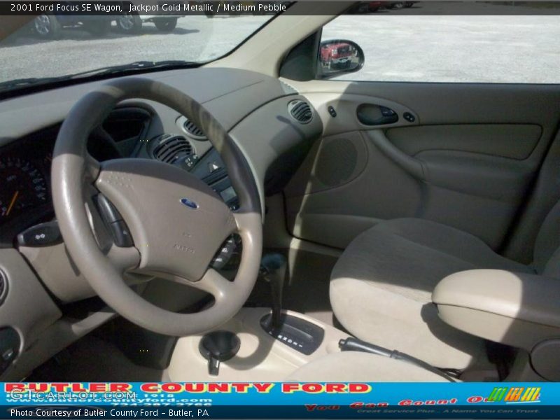 Jackpot Gold Metallic / Medium Pebble 2001 Ford Focus SE Wagon