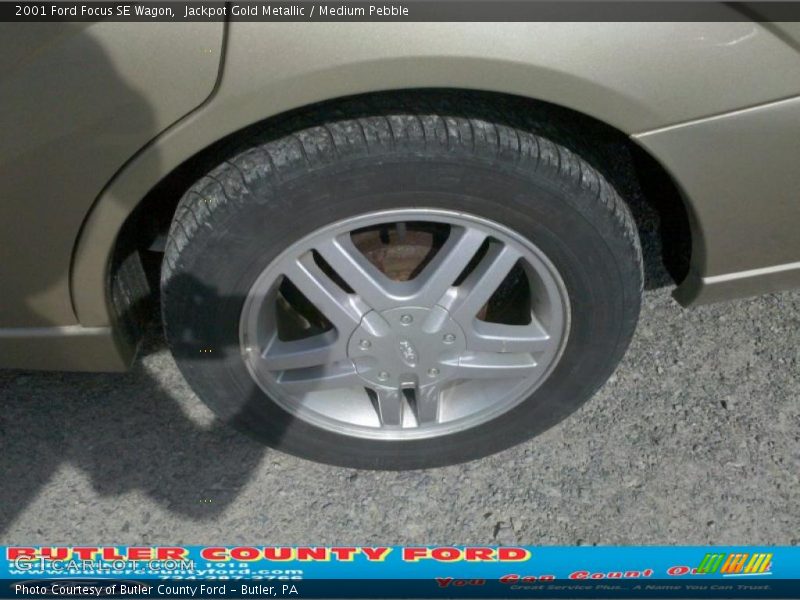 Jackpot Gold Metallic / Medium Pebble 2001 Ford Focus SE Wagon