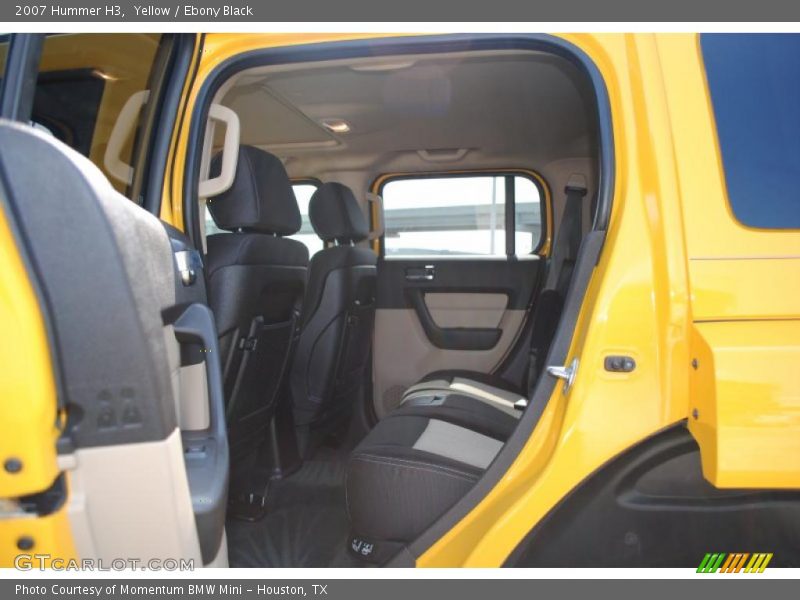 Yellow / Ebony Black 2007 Hummer H3