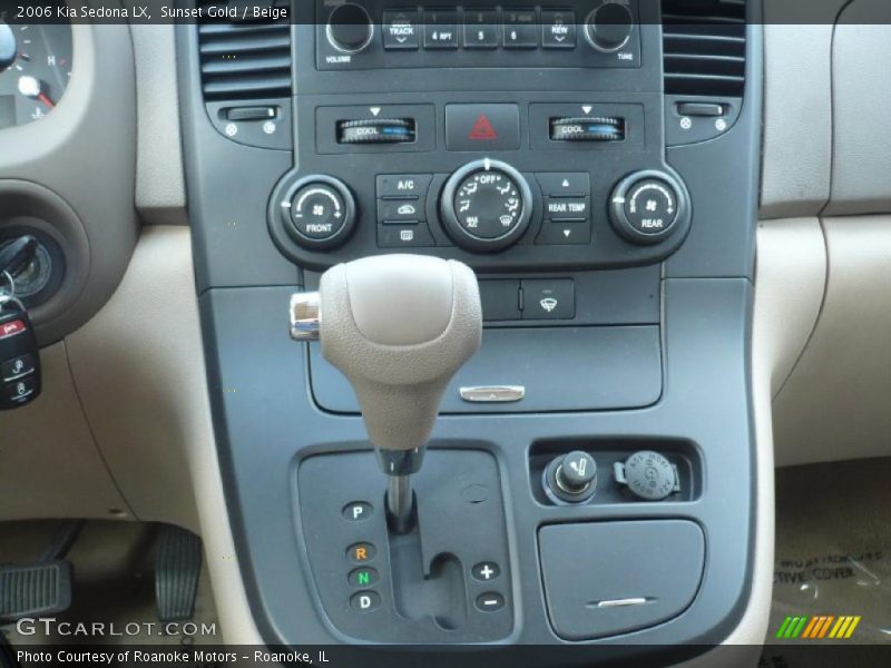 Sunset Gold / Beige 2006 Kia Sedona LX