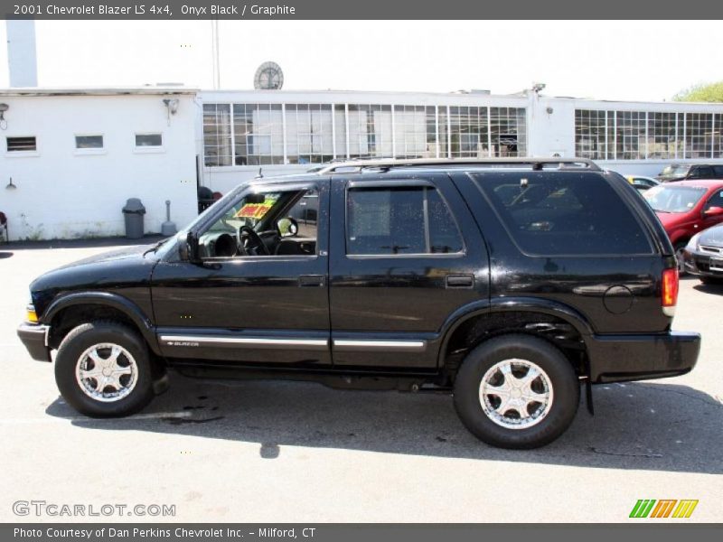 Onyx Black / Graphite 2001 Chevrolet Blazer LS 4x4