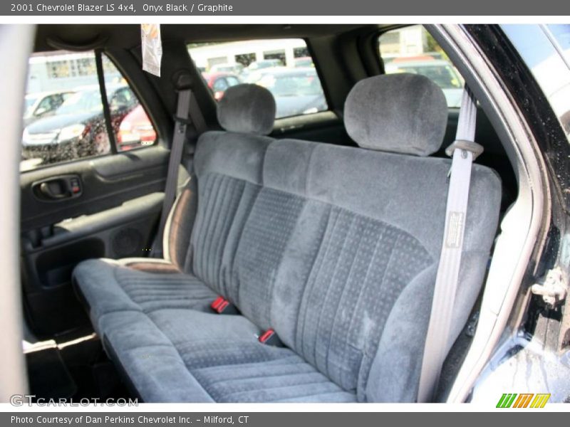 Onyx Black / Graphite 2001 Chevrolet Blazer LS 4x4