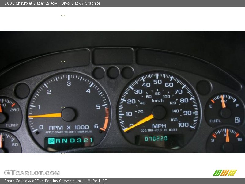 Onyx Black / Graphite 2001 Chevrolet Blazer LS 4x4