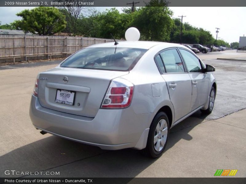 Brilliant Silver / Charcoal 2009 Nissan Sentra 2.0