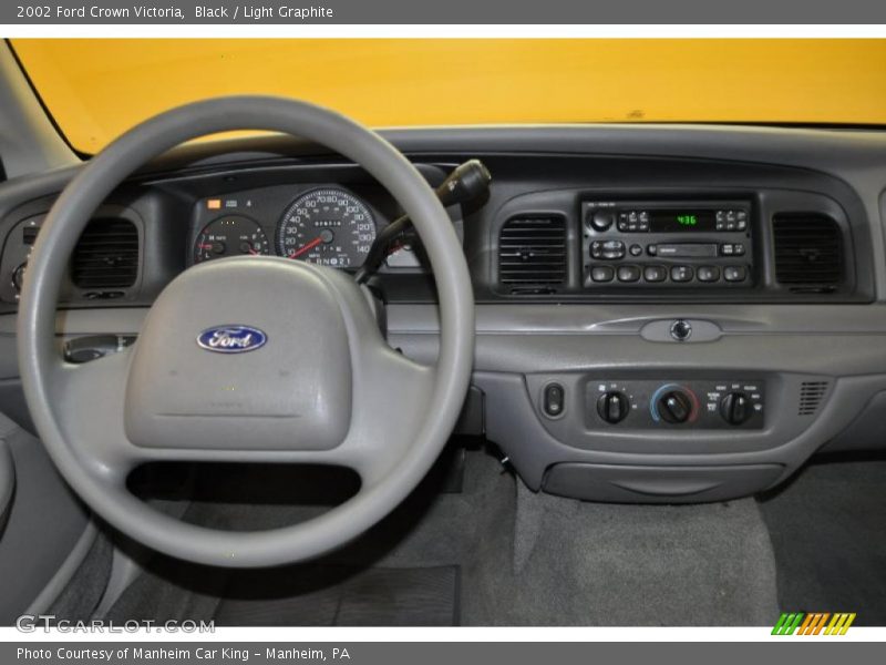 Black / Light Graphite 2002 Ford Crown Victoria