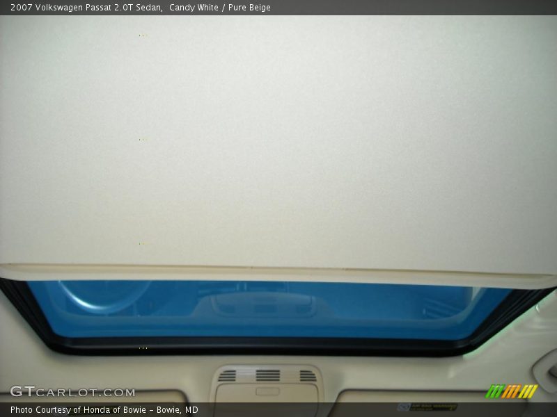 Candy White / Pure Beige 2007 Volkswagen Passat 2.0T Sedan