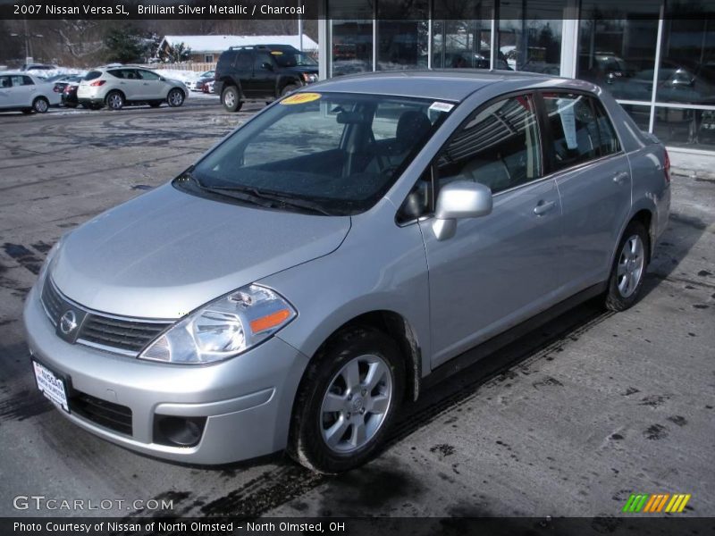 Brilliant Silver Metallic / Charcoal 2007 Nissan Versa SL