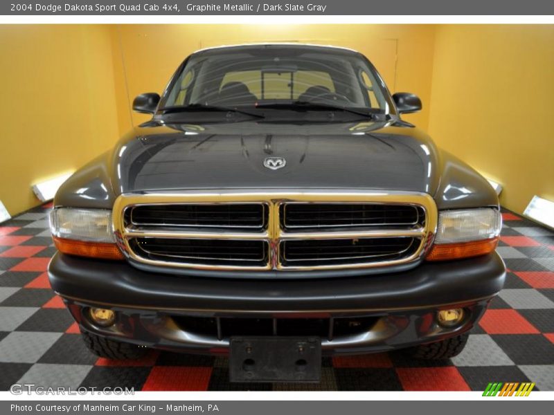 Graphite Metallic / Dark Slate Gray 2004 Dodge Dakota Sport Quad Cab 4x4