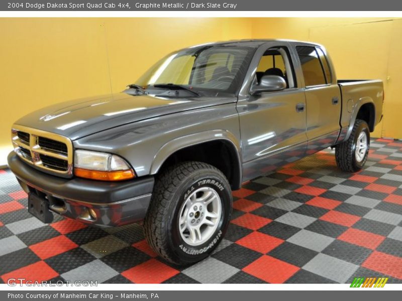 Graphite Metallic / Dark Slate Gray 2004 Dodge Dakota Sport Quad Cab 4x4