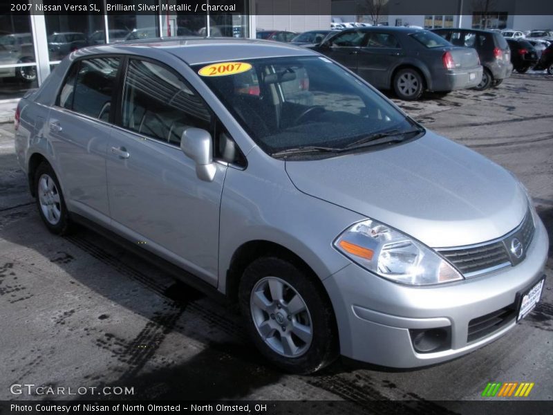 Brilliant Silver Metallic / Charcoal 2007 Nissan Versa SL