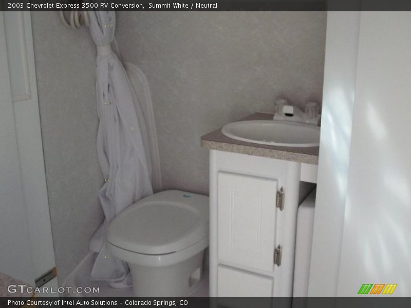 Summit White / Neutral 2003 Chevrolet Express 3500 RV Conversion