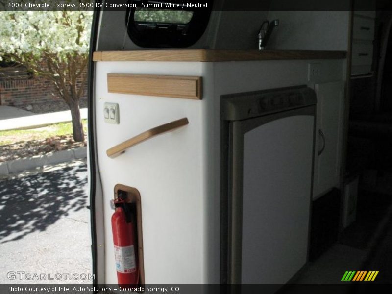Summit White / Neutral 2003 Chevrolet Express 3500 RV Conversion
