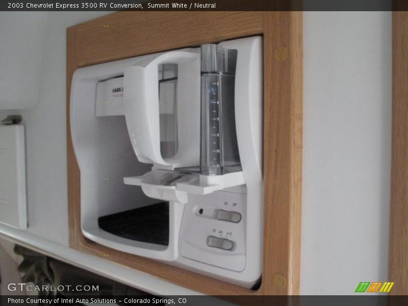 Summit White / Neutral 2003 Chevrolet Express 3500 RV Conversion