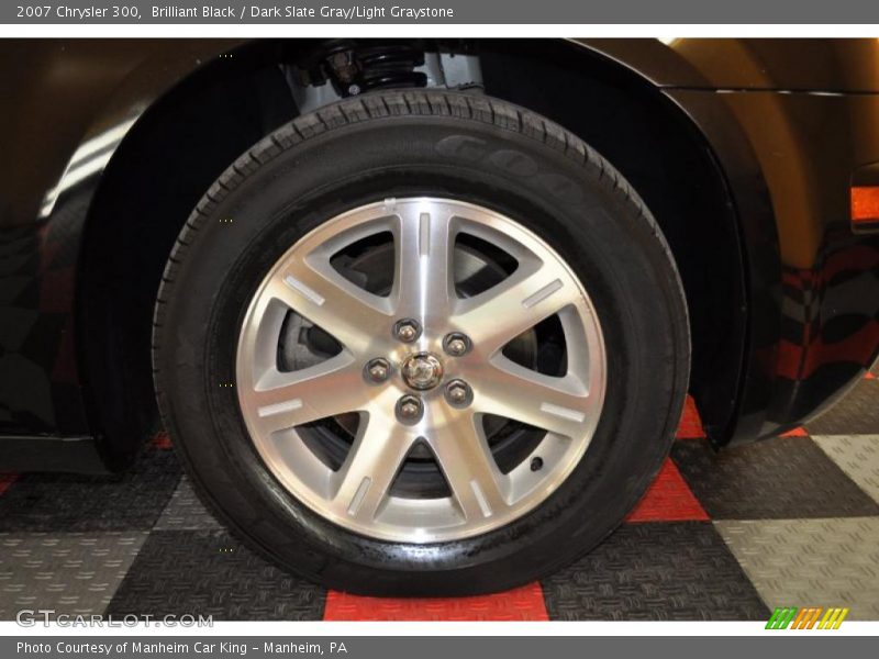 Brilliant Black / Dark Slate Gray/Light Graystone 2007 Chrysler 300