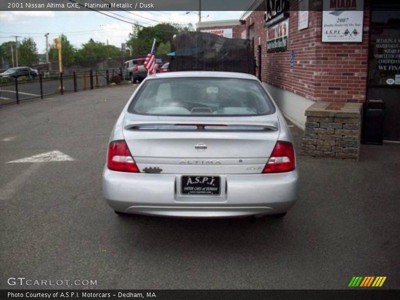 Platinum Metallic / Dusk 2001 Nissan Altima GXE