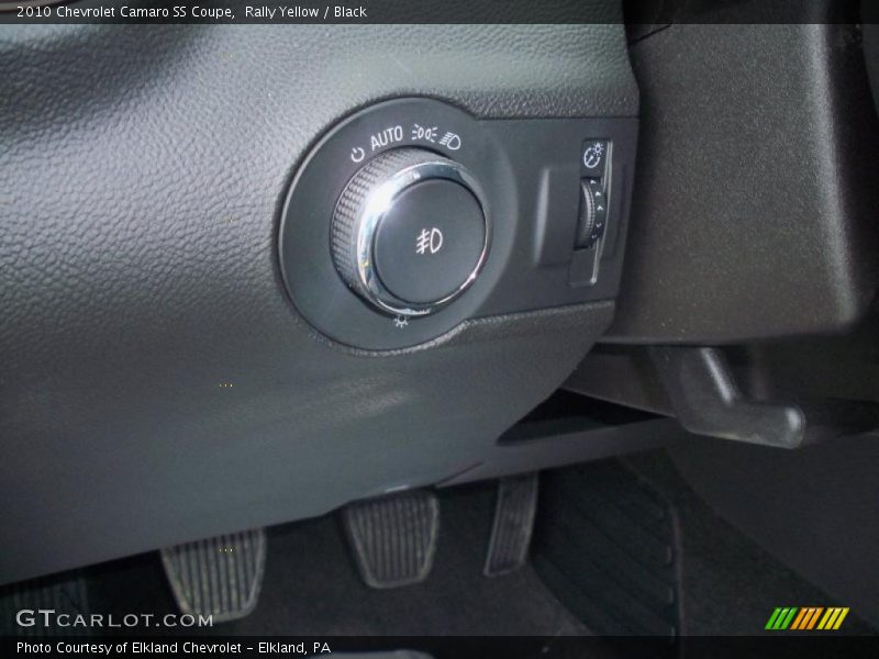 Rally Yellow / Black 2010 Chevrolet Camaro SS Coupe