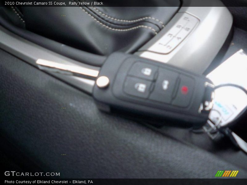 Rally Yellow / Black 2010 Chevrolet Camaro SS Coupe