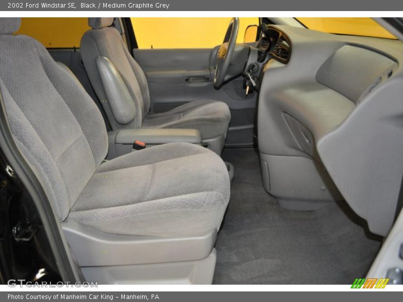 Black / Medium Graphite Grey 2002 Ford Windstar SE