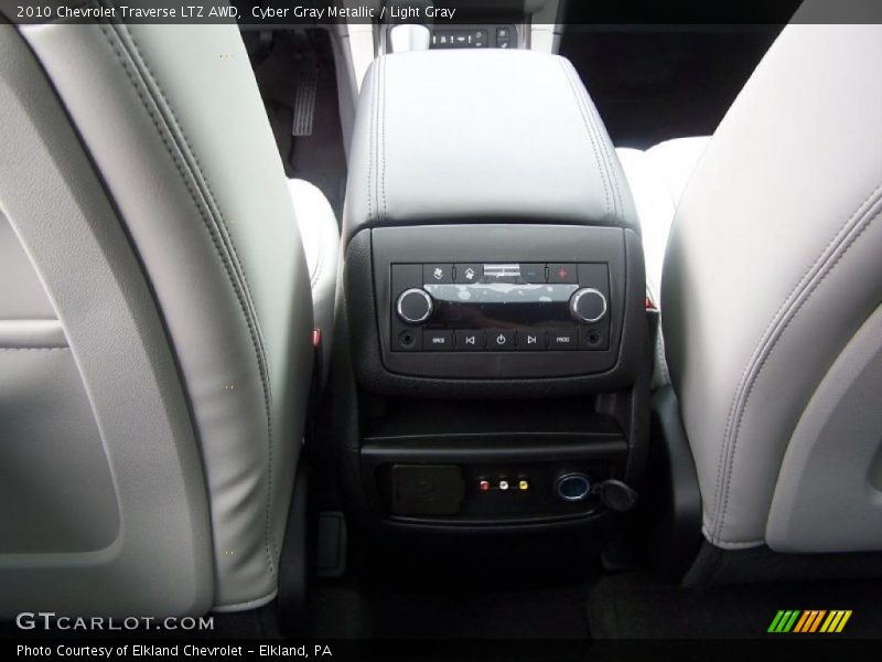Cyber Gray Metallic / Light Gray 2010 Chevrolet Traverse LTZ AWD