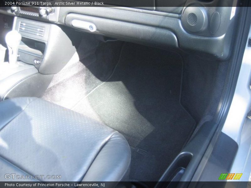 Arctic Silver Metallic / Black 2004 Porsche 911 Targa