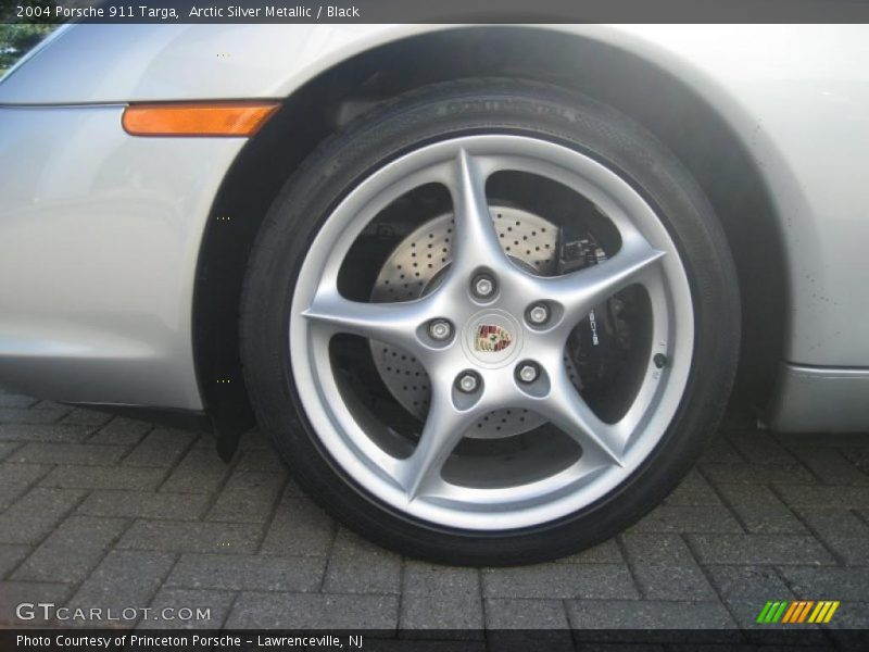 Arctic Silver Metallic / Black 2004 Porsche 911 Targa