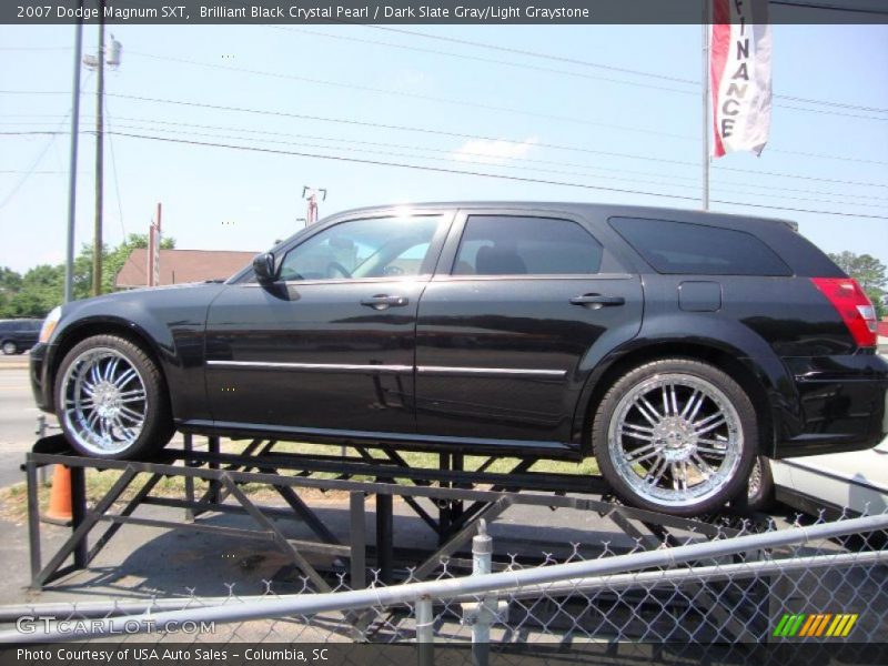 Brilliant Black Crystal Pearl / Dark Slate Gray/Light Graystone 2007 Dodge Magnum SXT