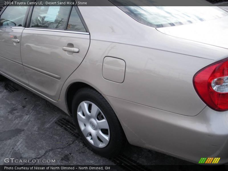 Desert Sand Mica / Stone 2004 Toyota Camry LE