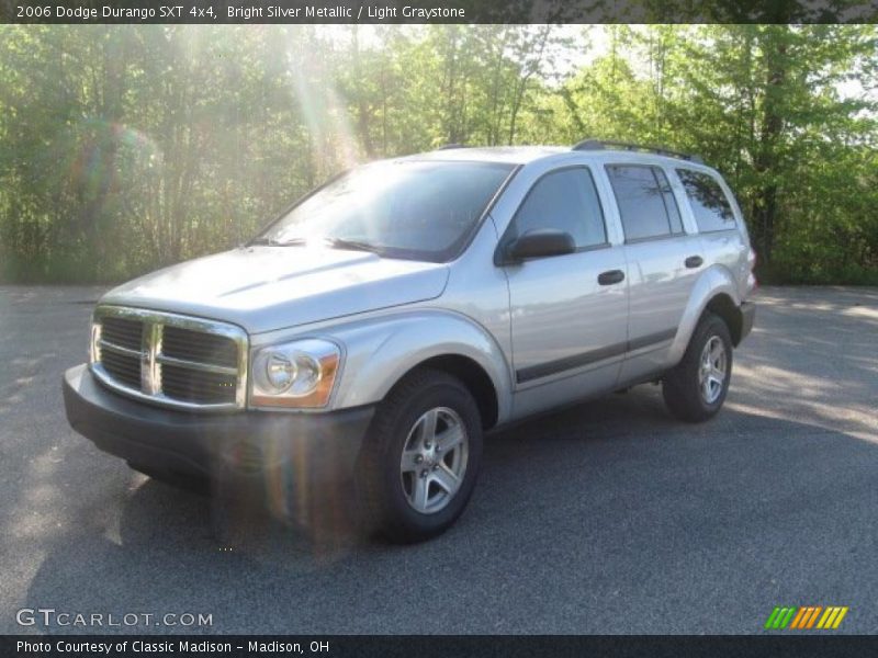 Bright Silver Metallic / Light Graystone 2006 Dodge Durango SXT 4x4