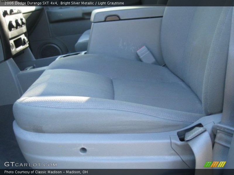 Bright Silver Metallic / Light Graystone 2006 Dodge Durango SXT 4x4
