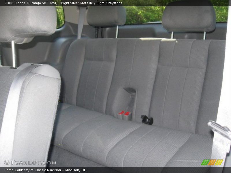 Bright Silver Metallic / Light Graystone 2006 Dodge Durango SXT 4x4