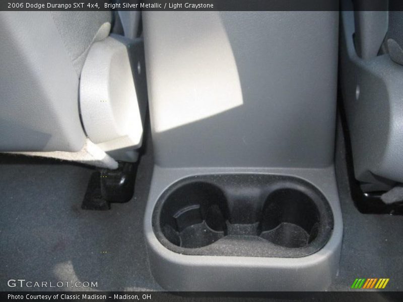 Bright Silver Metallic / Light Graystone 2006 Dodge Durango SXT 4x4