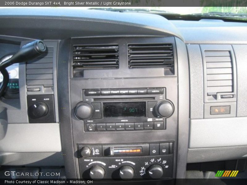 Bright Silver Metallic / Light Graystone 2006 Dodge Durango SXT 4x4