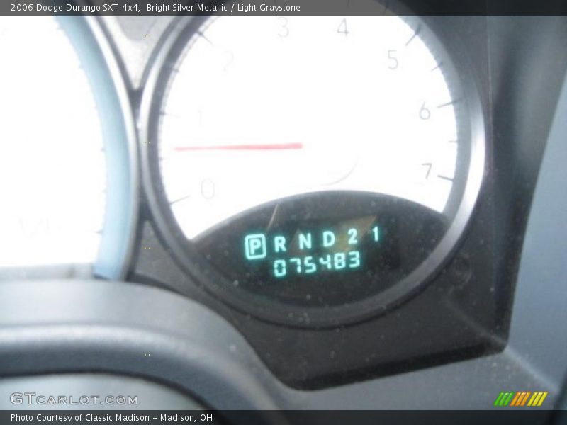 Bright Silver Metallic / Light Graystone 2006 Dodge Durango SXT 4x4