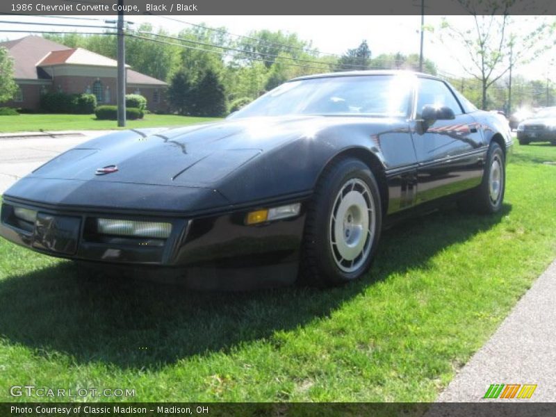 Black / Black 1986 Chevrolet Corvette Coupe