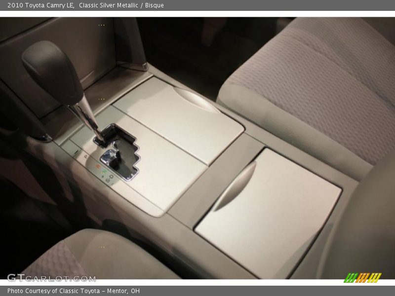 Classic Silver Metallic / Bisque 2010 Toyota Camry LE