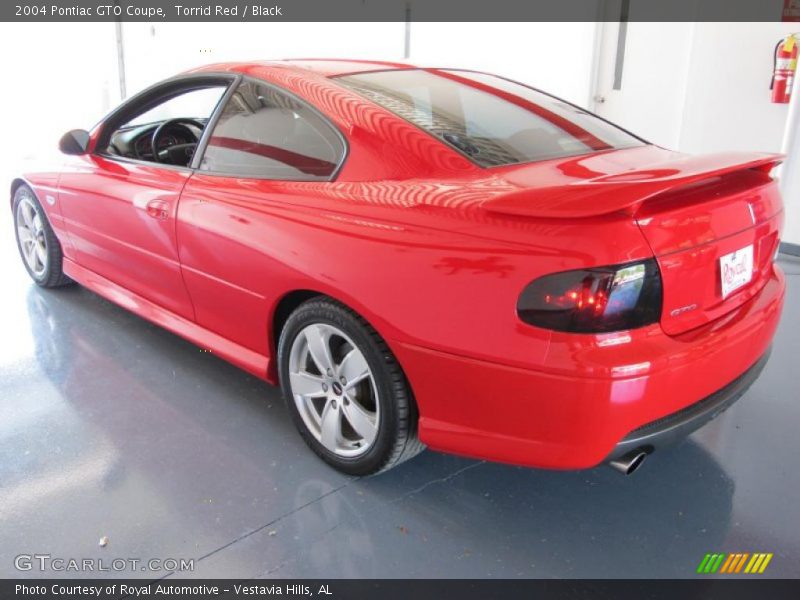 Torrid Red / Black 2004 Pontiac GTO Coupe