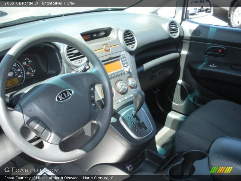 Bright Silver / Gray 2009 Kia Rondo LX