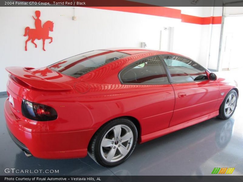 Torrid Red / Black 2004 Pontiac GTO Coupe