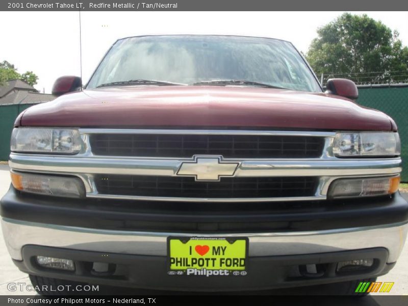 Redfire Metallic / Tan/Neutral 2001 Chevrolet Tahoe LT