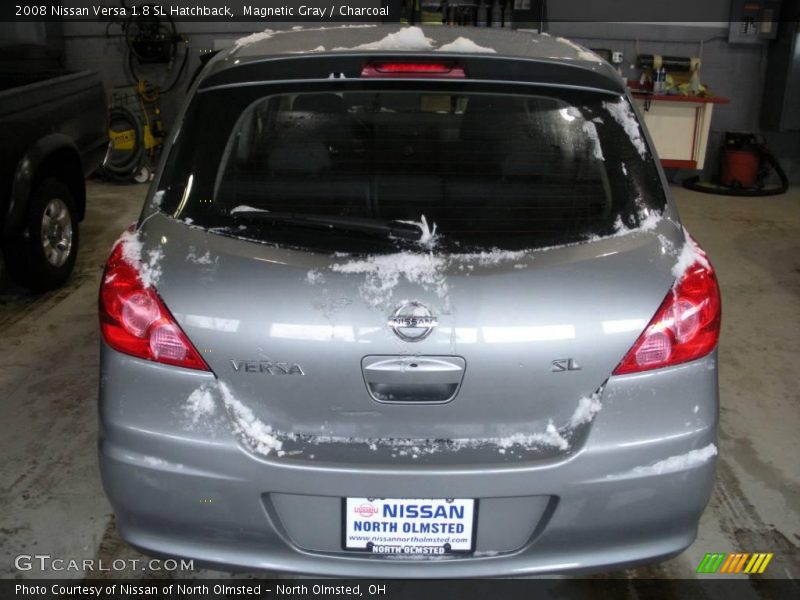 Magnetic Gray / Charcoal 2008 Nissan Versa 1.8 SL Hatchback