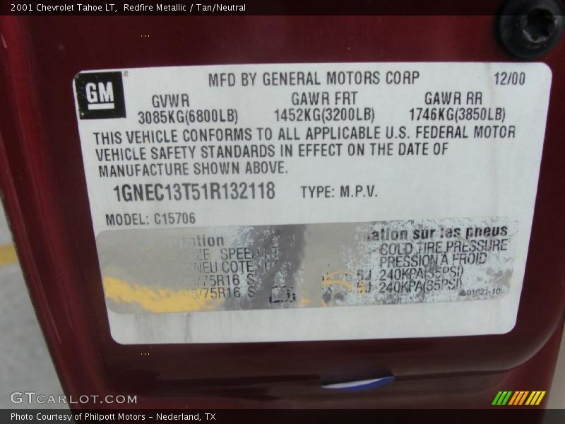Redfire Metallic / Tan/Neutral 2001 Chevrolet Tahoe LT