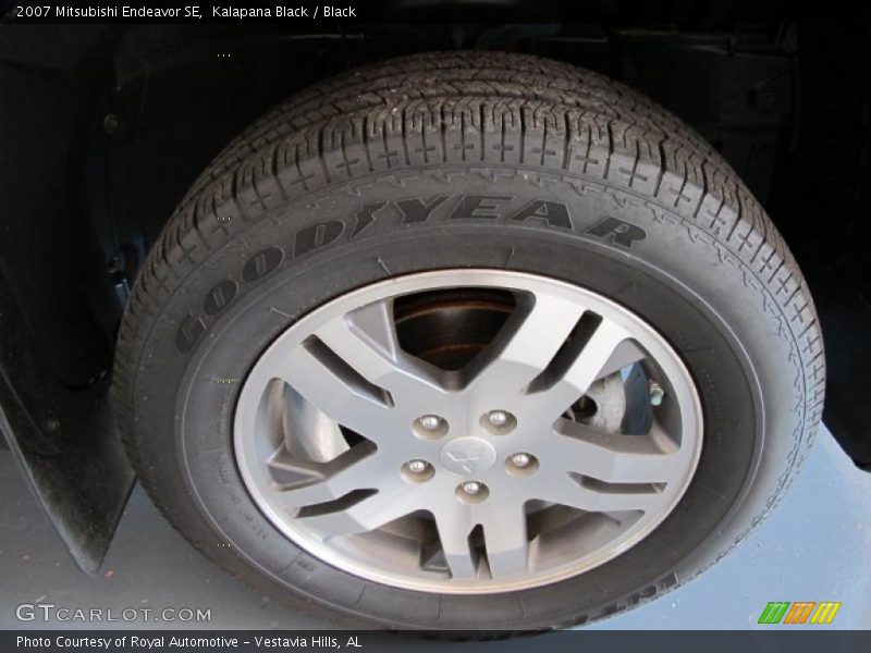 Kalapana Black / Black 2007 Mitsubishi Endeavor SE