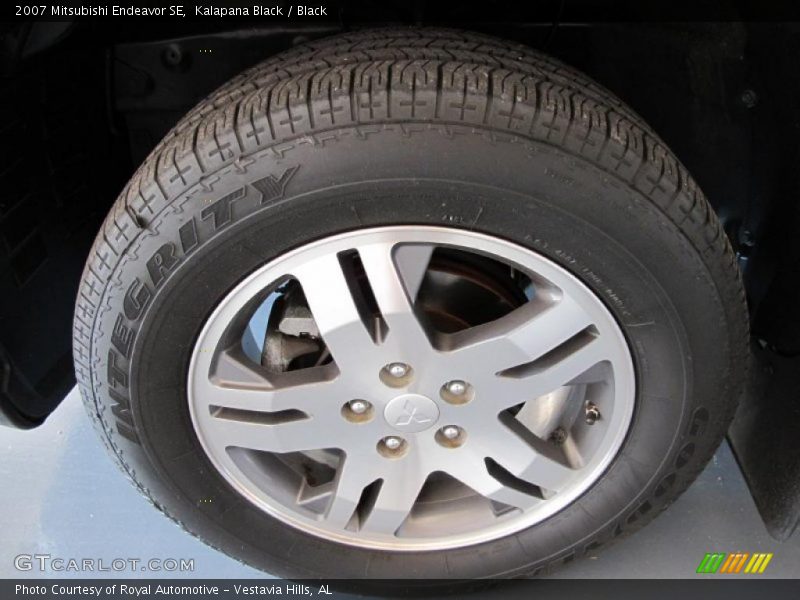 Kalapana Black / Black 2007 Mitsubishi Endeavor SE