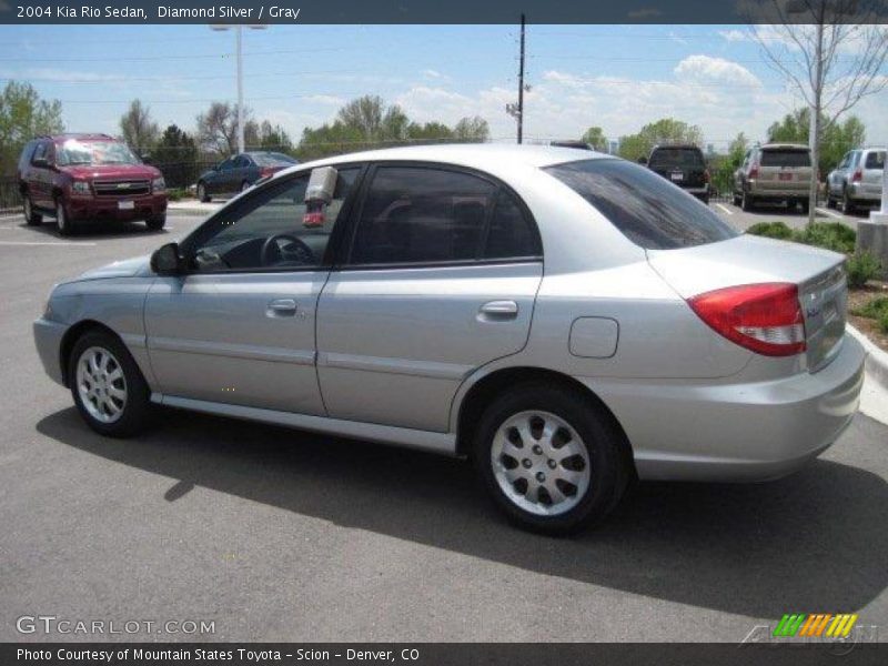 Diamond Silver / Gray 2004 Kia Rio Sedan